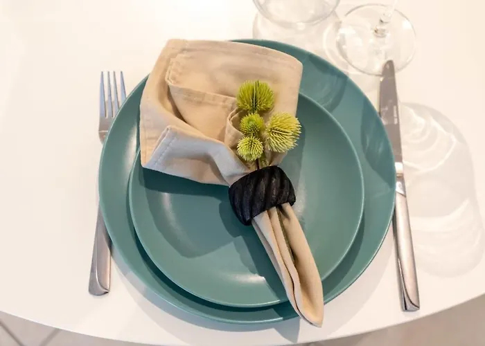 'blue Sea' - Studio In With Private Parking Apartment