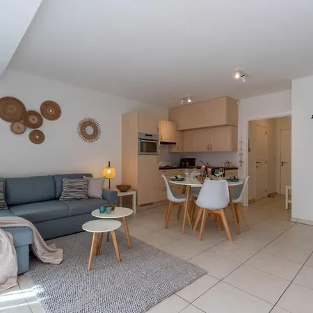 'blue Sea' - Studio In With Private Parking אוסטנדה