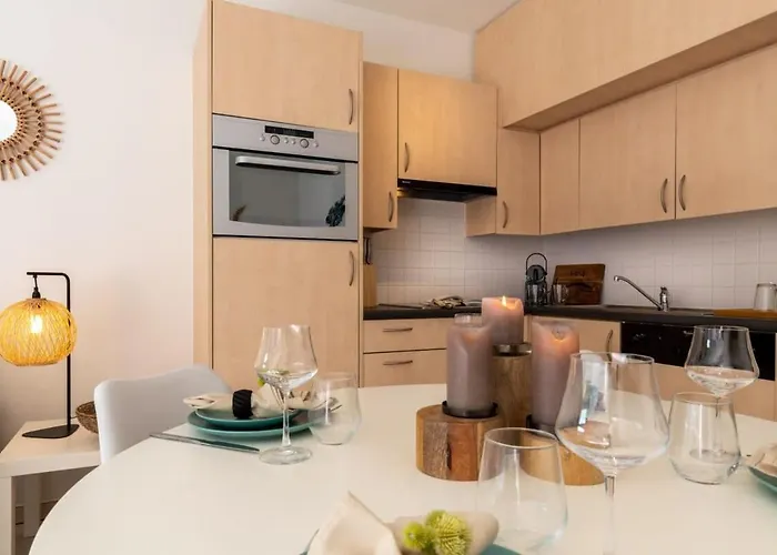 'blue Sea' - Studio In With Private Parking * אוסטנדה